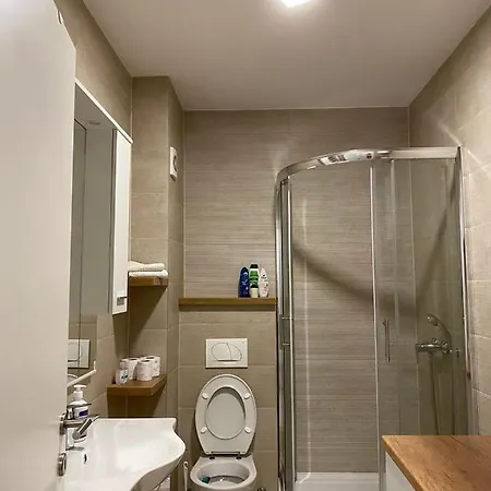 Moon Apartment *